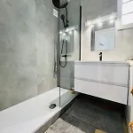 شقة Comfortable With Sea View