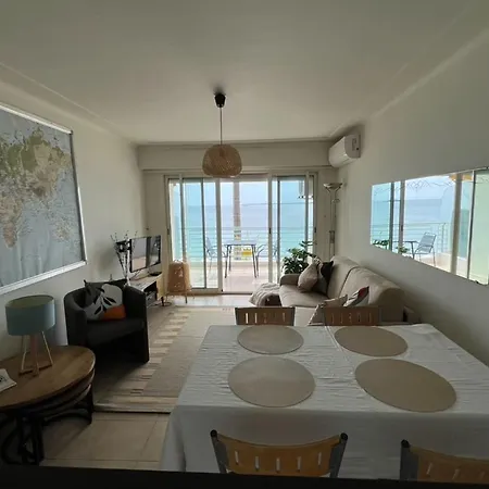 アパート Comfortable With Sea View